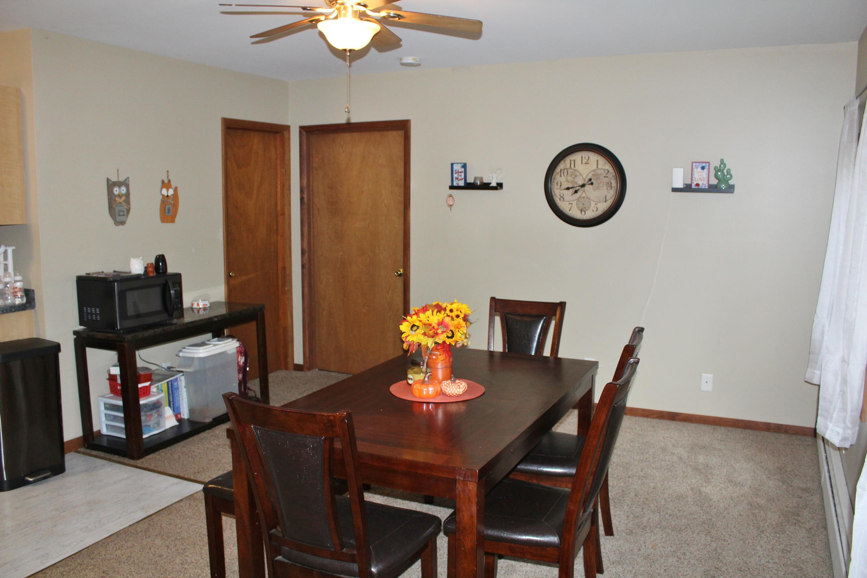 2801 Whitehall Road Muskegon, MI 49445 - Photo 5 of 26 IMG_6233