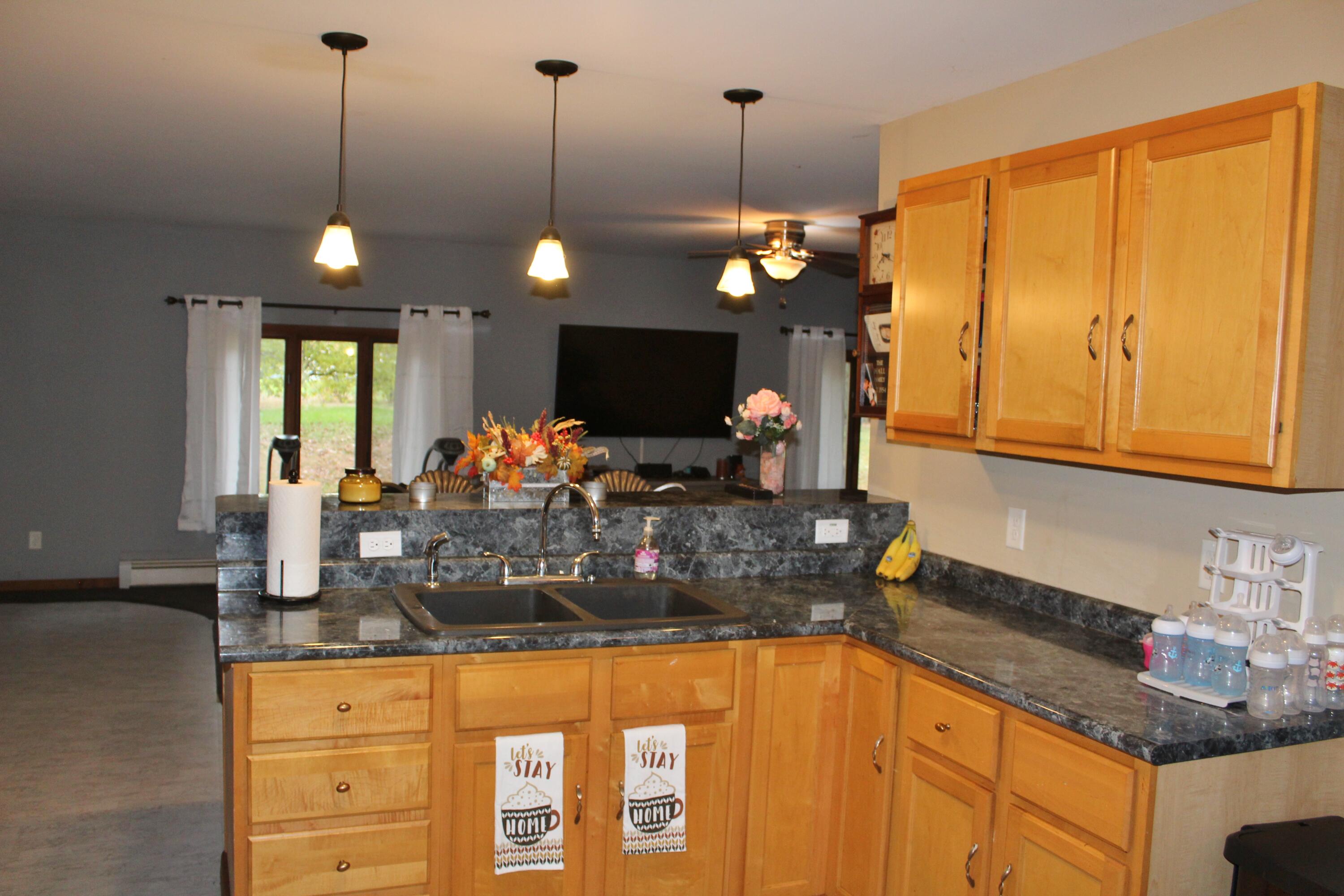 2801 Whitehall Road Muskegon, MI 49445 - Photo 10 of 26 IMG_6238