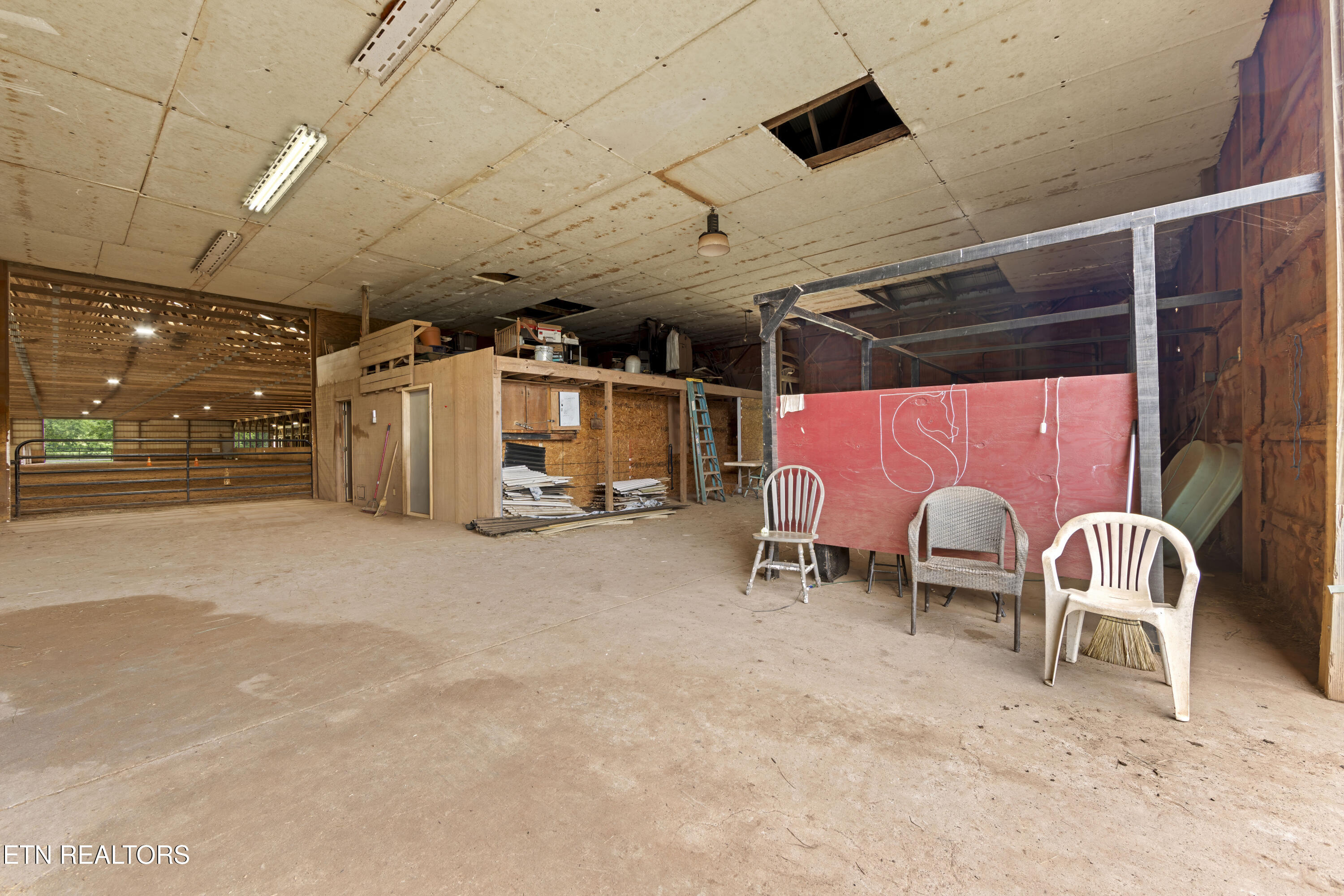 500 Miller Road Clinton, TN 37716 - Photo 23 of 41 aa1006A3713