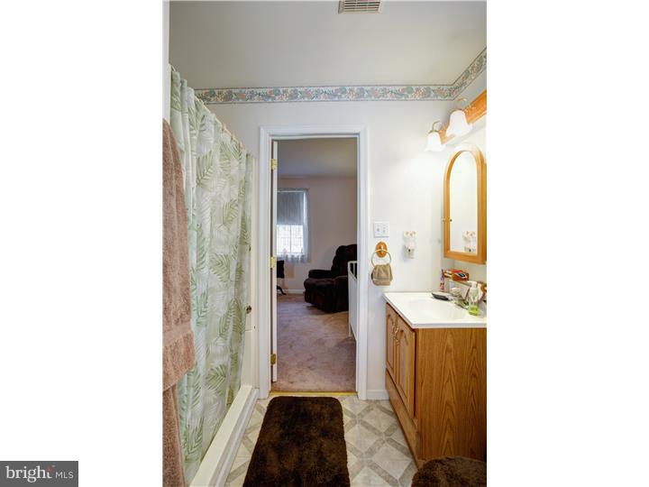 492 Tuckerton Road Medford, NJ 08055 - Photo 13 of 25 Bathroom