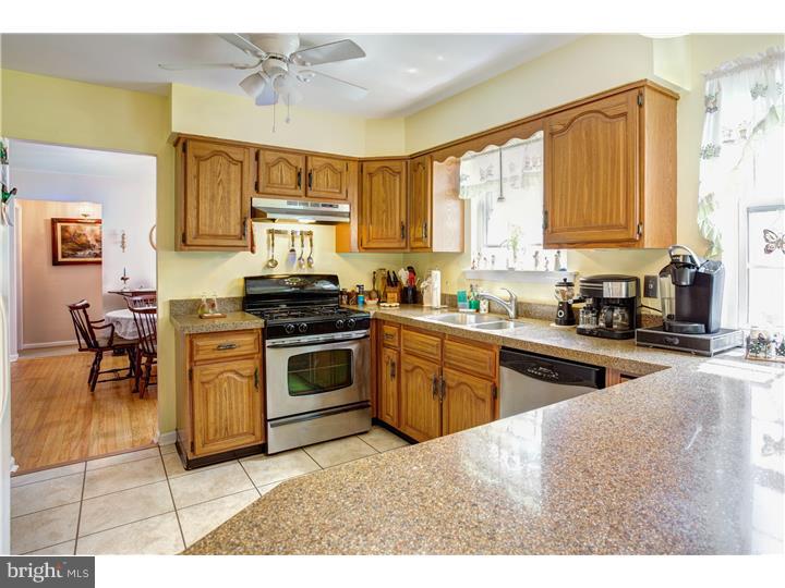 492 Tuckerton Road Medford, NJ 08055 - Photo 7 of 25 Kitchen