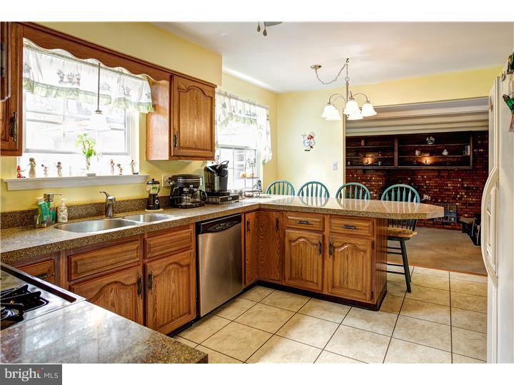492 Tuckerton Road Medford, NJ 08055 - Photo 8 of 25 Kitchen
