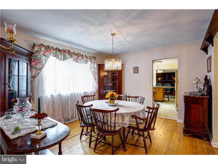 492 Tuckerton Road Medford, NJ 08055 - Photo 9 of 25 Dining Room