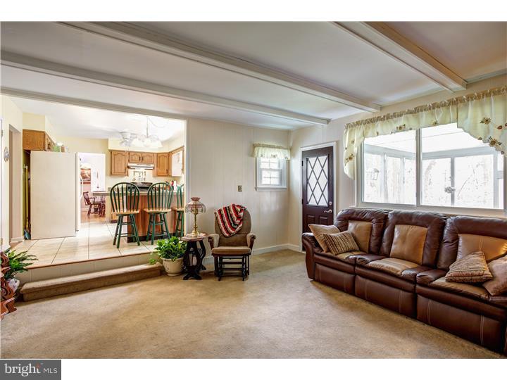 492 Tuckerton Road Medford, NJ 08055 - Photo 10 of 25 Family Room