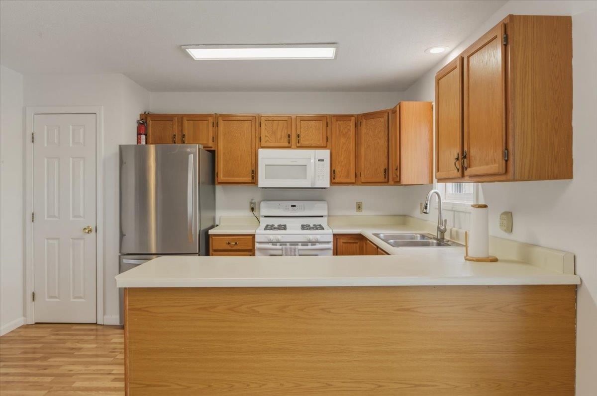 44 Commonwealth Drive, Unit 4 Colchester, VT 05446 - Photo 14 of 53