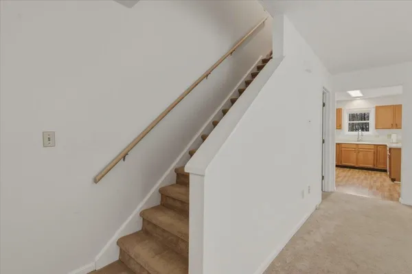 $339,900 | 44 Commonwealth Drive, Unit 4, Colchester, VT 05446