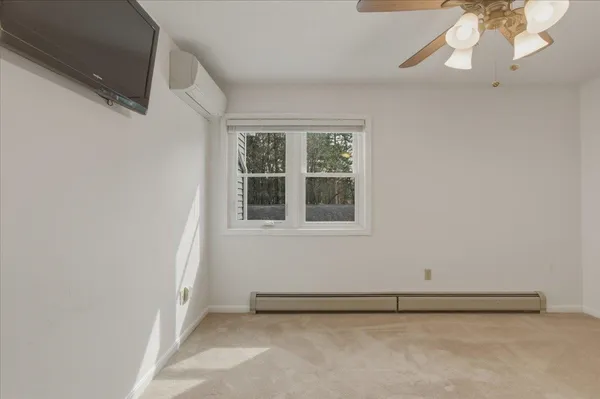 $339,900 | 44 Commonwealth Drive, Unit 4, Colchester, VT 05446