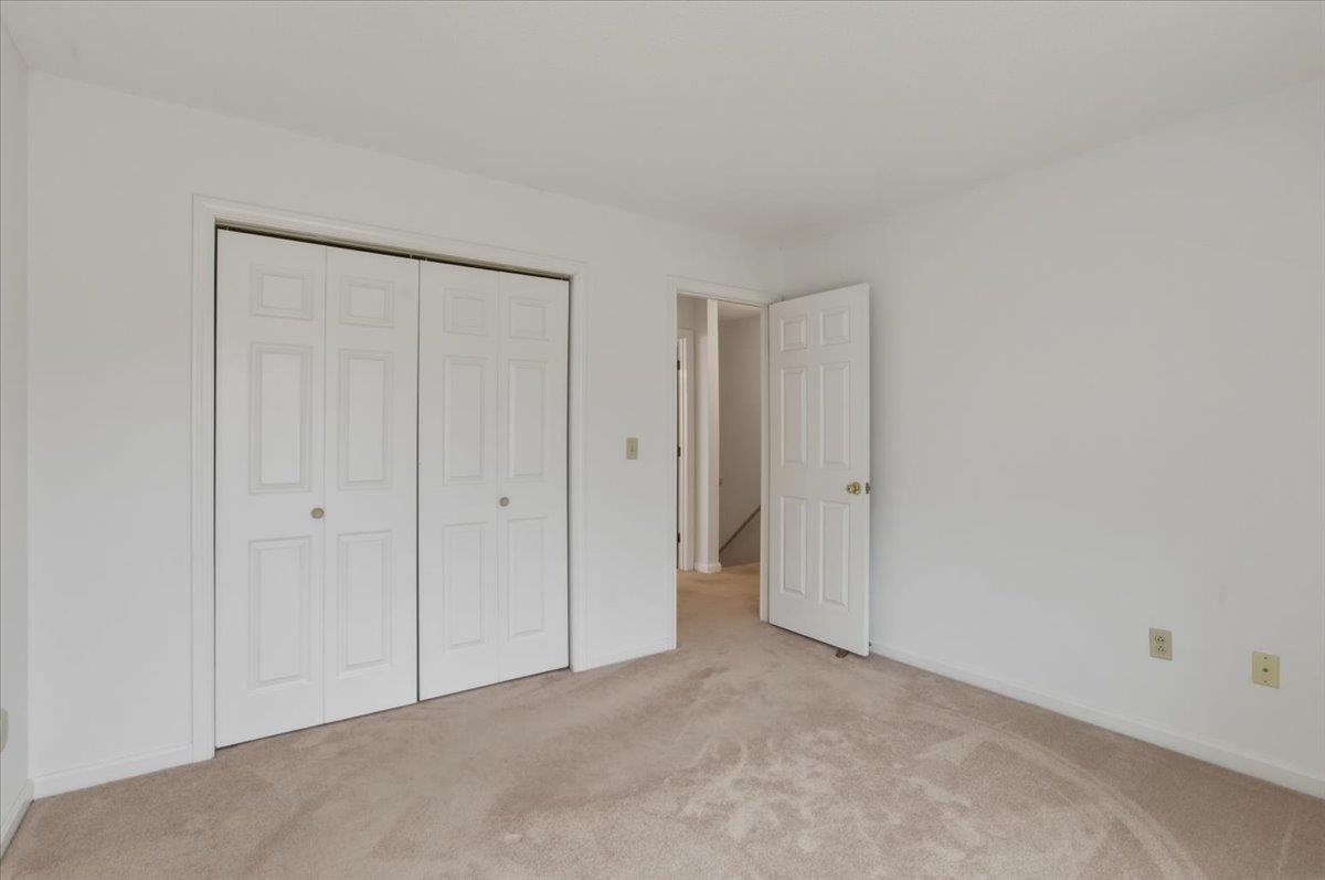 44 Commonwealth Drive, Unit 4 Colchester, VT 05446 - Photo 30 of 53