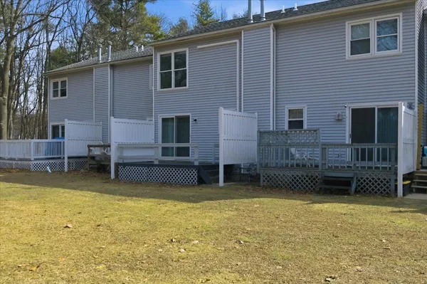 $339,900 | 44 Commonwealth Drive, Unit 4, Colchester, VT 05446