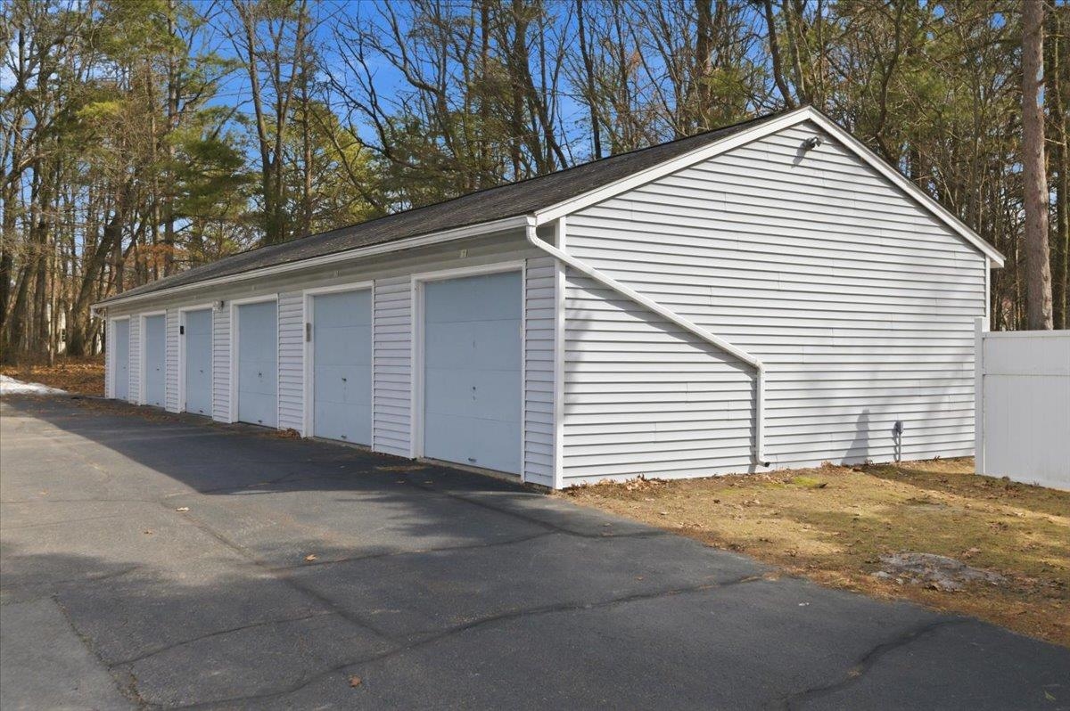 44 Commonwealth Drive, Unit 4 Colchester, VT 05446 - Photo 38 of 53