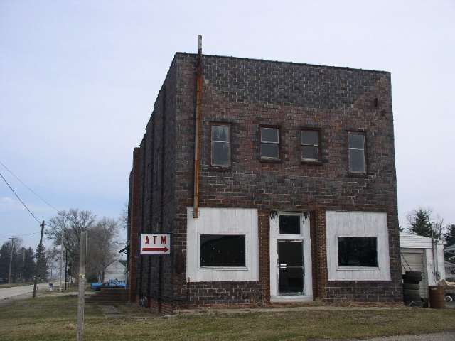 21021 Maple Street Laura, IL 61451 - Photo 3 of 4 Gallery Image 3