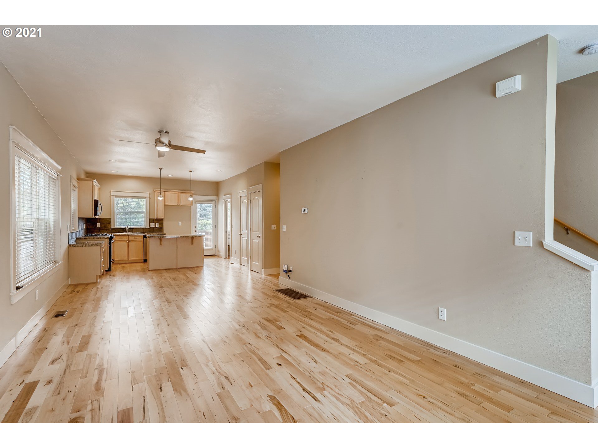 5149 Southwest Shattuck Road, Unit 11 Portland, OR 97221 - Photo 14 of 31 Gallery Image 14
