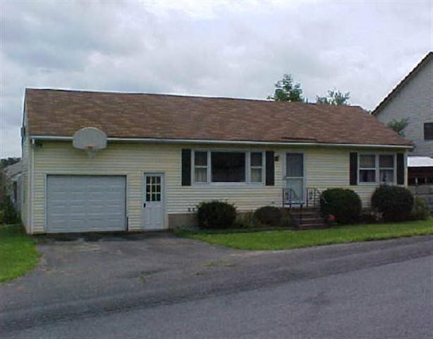 43 Abby Road Colonie, NY 12110 - Photo 1 of 4 Photo 1