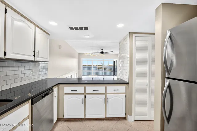 $299,000 | 2280 Shepard Street, Unit 204, Jacksonville, FL 32211