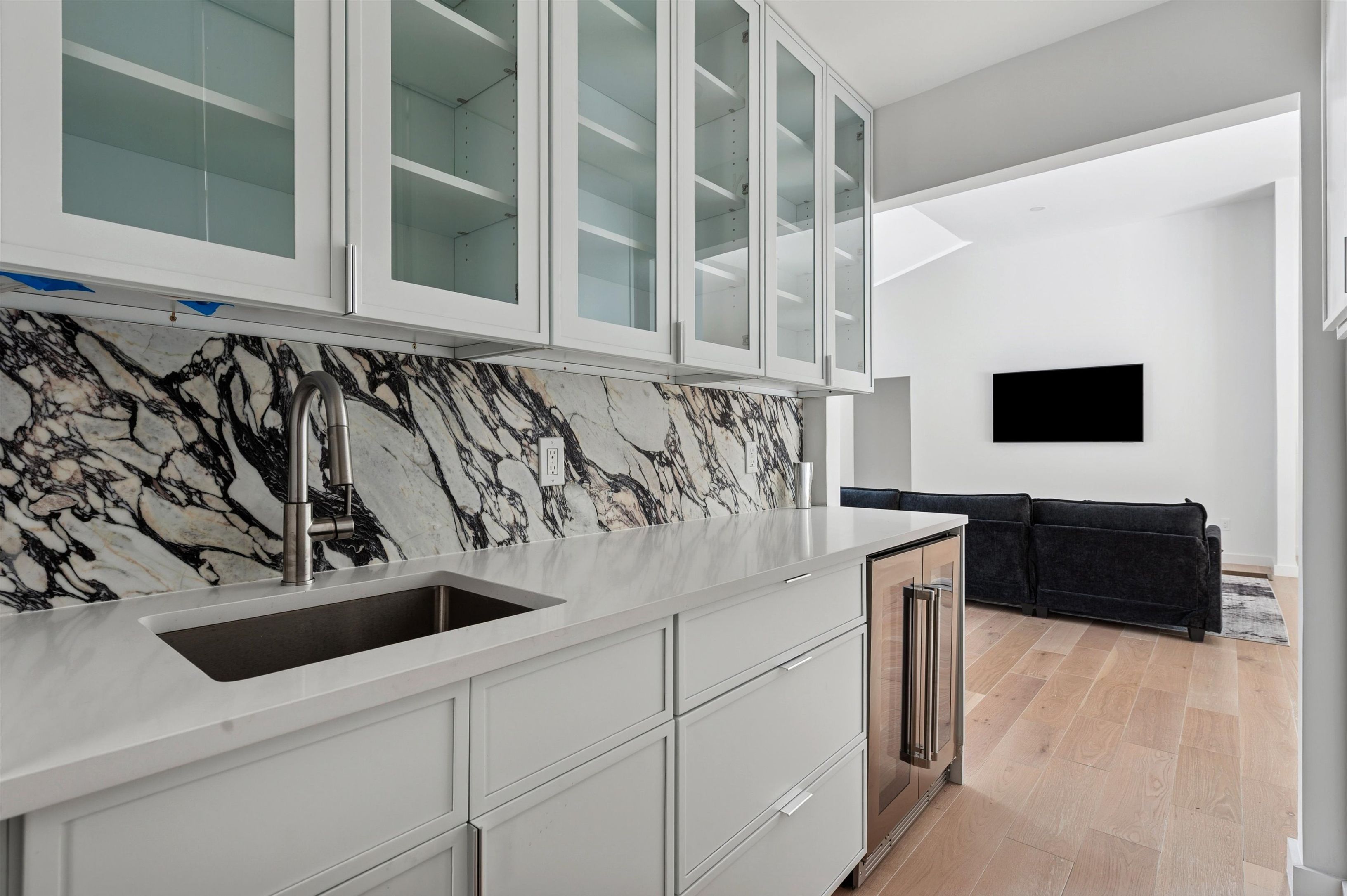 10 Hampton Street Westhampton Beach, NY 11978 - Photo 9 of 23