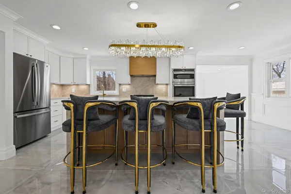 $1,345,000 | 2292 Vassar Place, Merrick, NY 11566