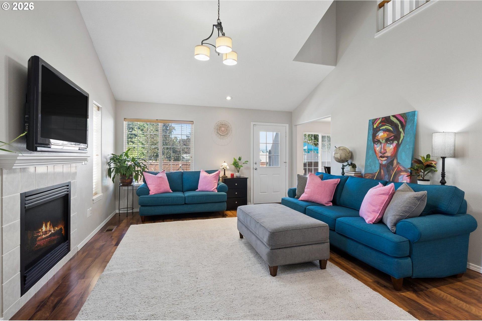17891 Southwest George Court Beaverton, OR 97078 - Photo 5 of 42 Gallery Image 5