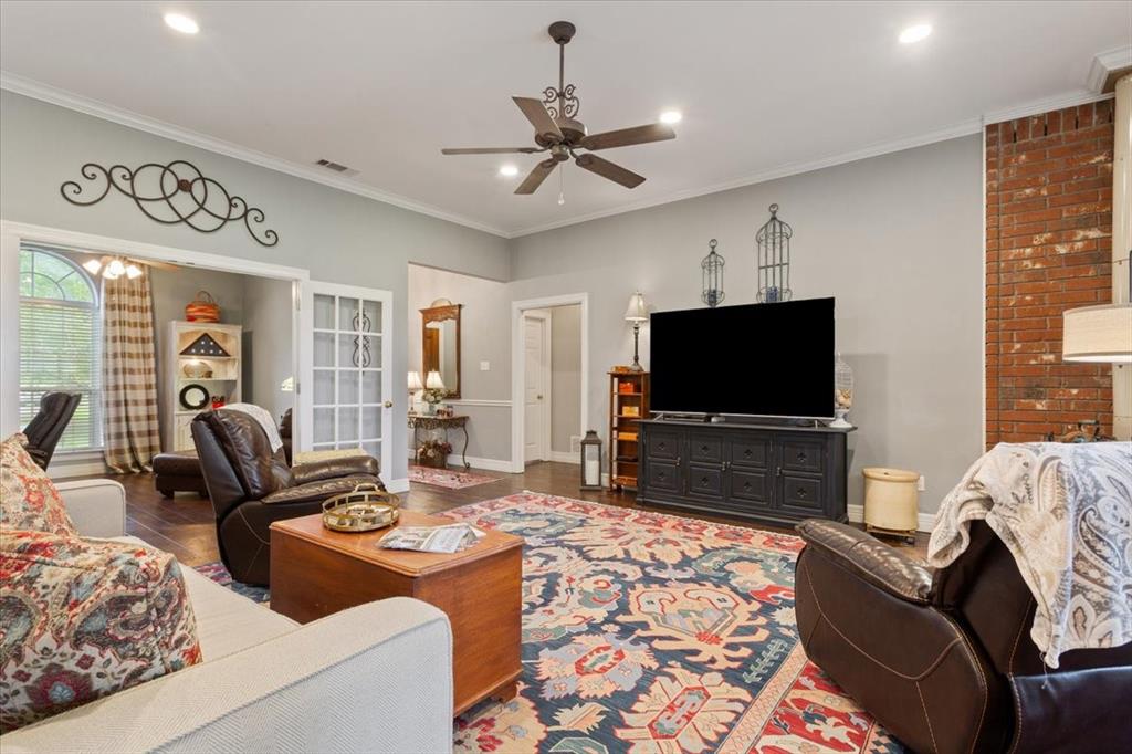 6008 Mesquite Tree Court Waco, TX 76708 - Photo 17 of 39