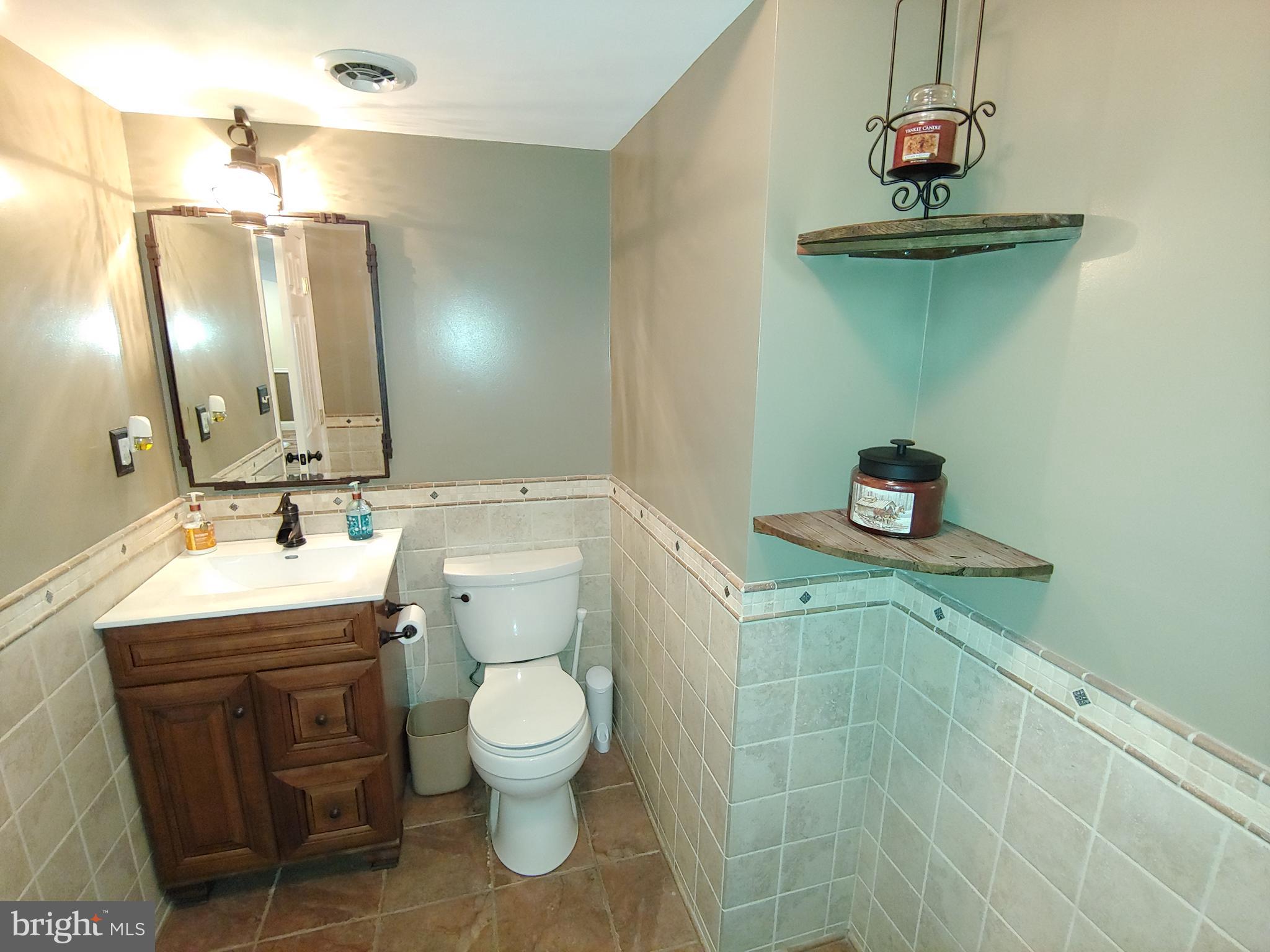 7821 Redwood Tree Road Severn, MD 21144 - Photo 8 of 21 Main Level Bath