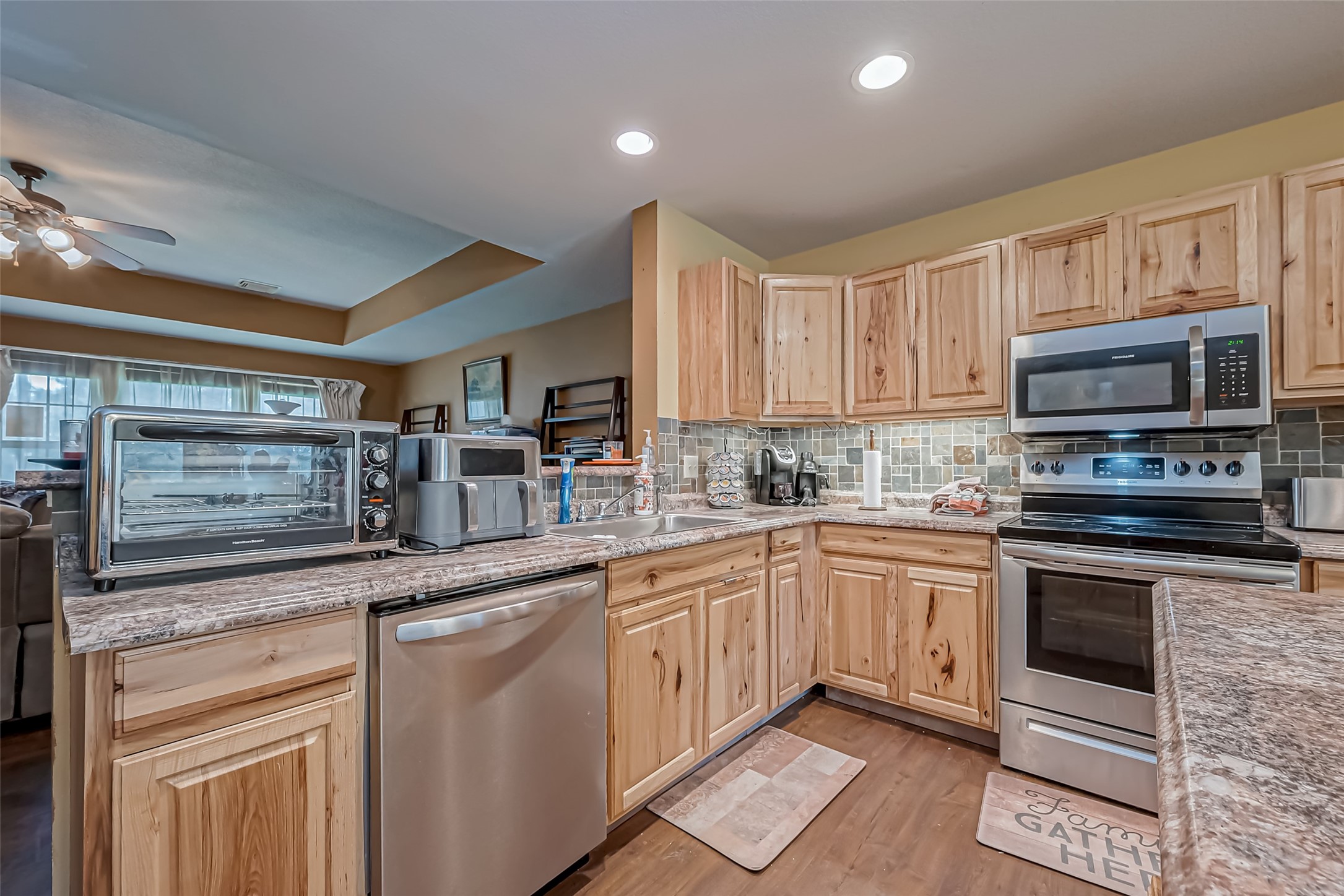 643 County Road 3706A Splendora, TX 77372 - Photo 9 of 28