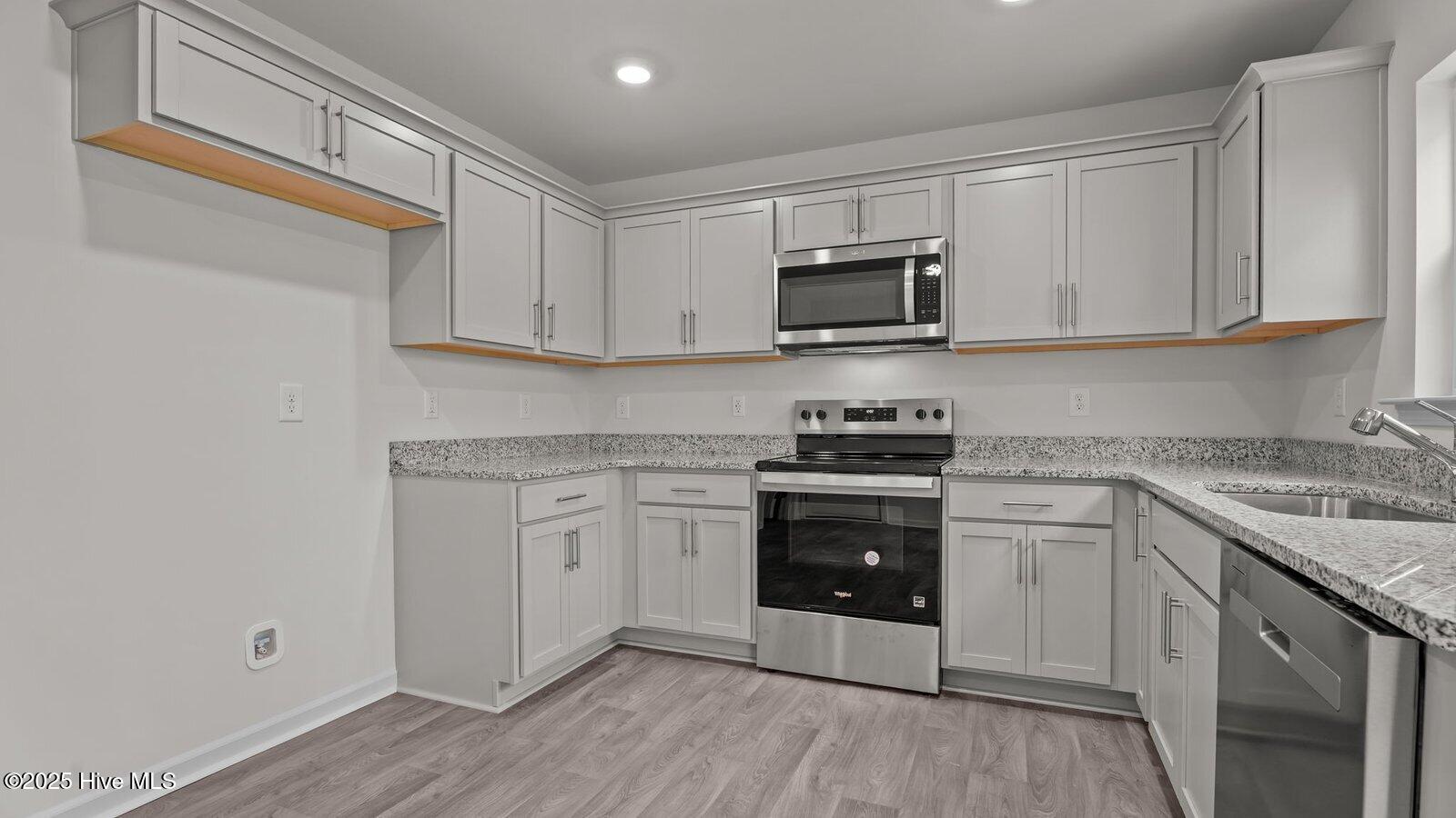 3801 Falcon Court Wilson, NC 27896 - Photo 13 of 37 26-custom-DSC05776