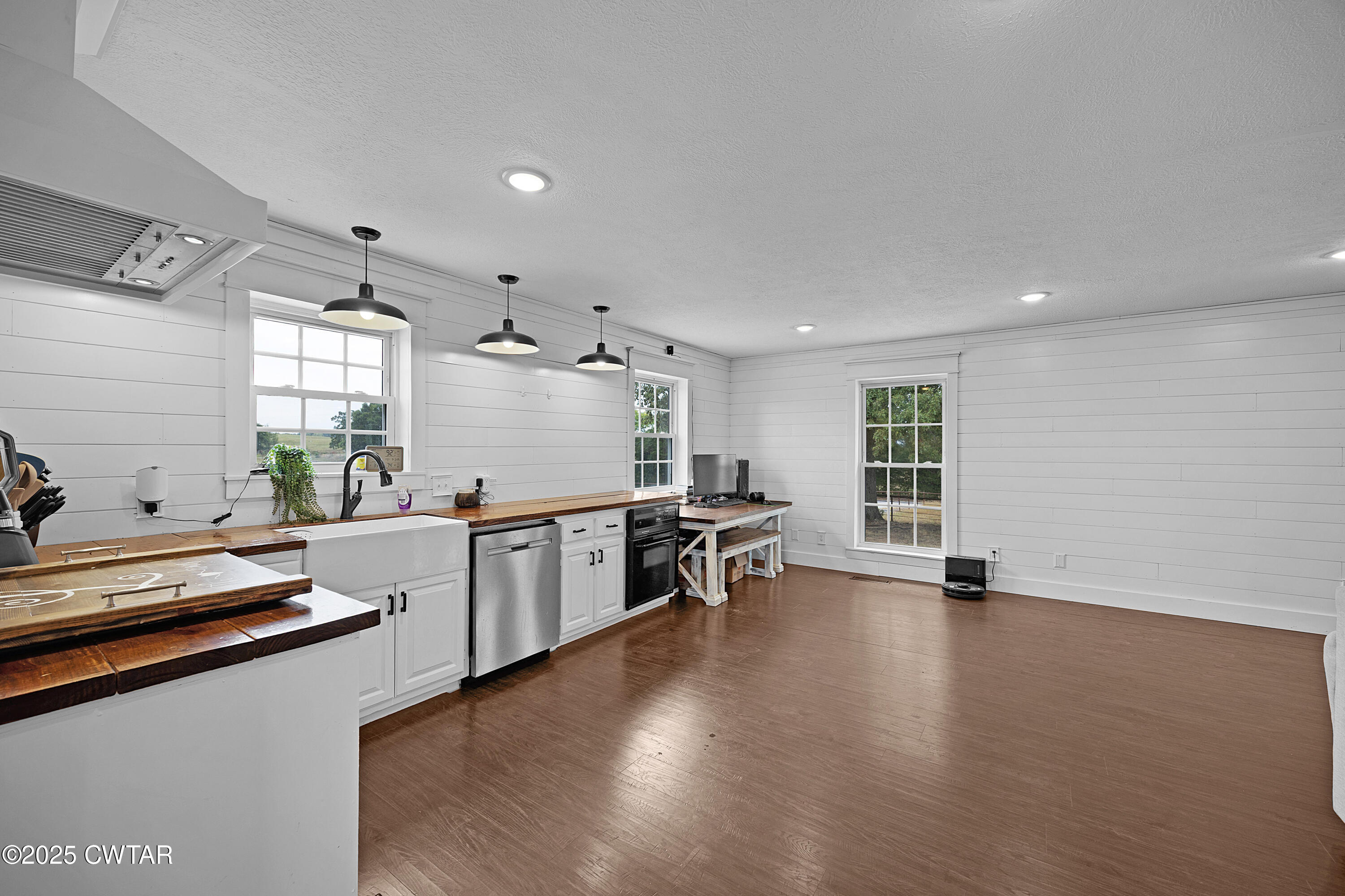 278 Burrow Road Friendship, TN 38034 - Photo 8 of 28 a large white kitchen with a large window