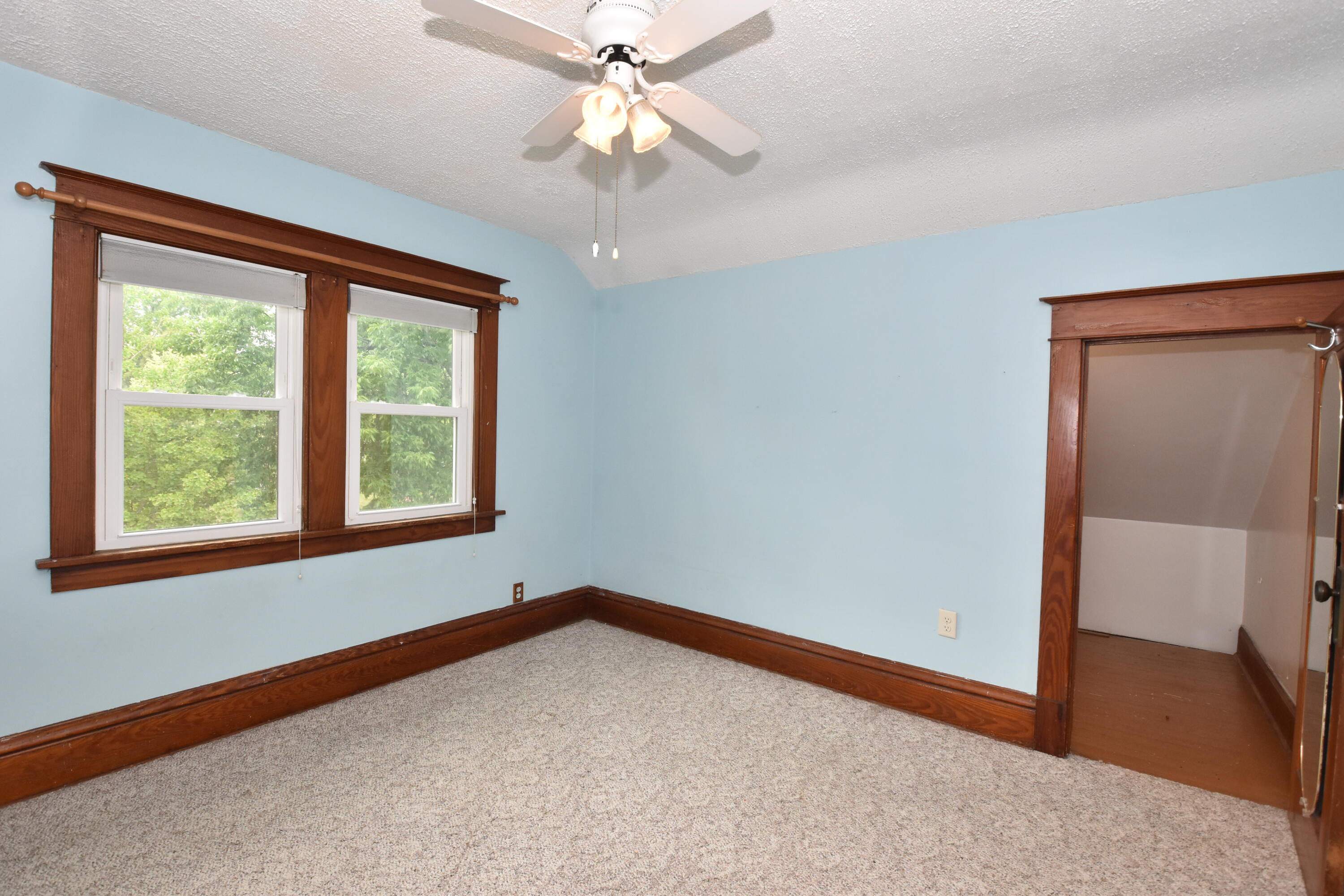 1707 Carlisle Avenue Racine, WI 53404 - Photo 23 of 27 Bedroom 3