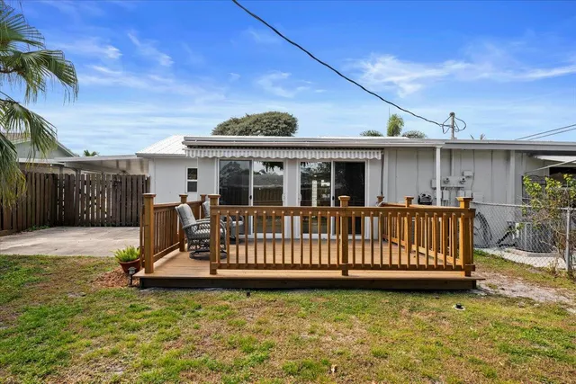 $495,900 | 1004 Stillwater Drive, Jupiter, FL 33458