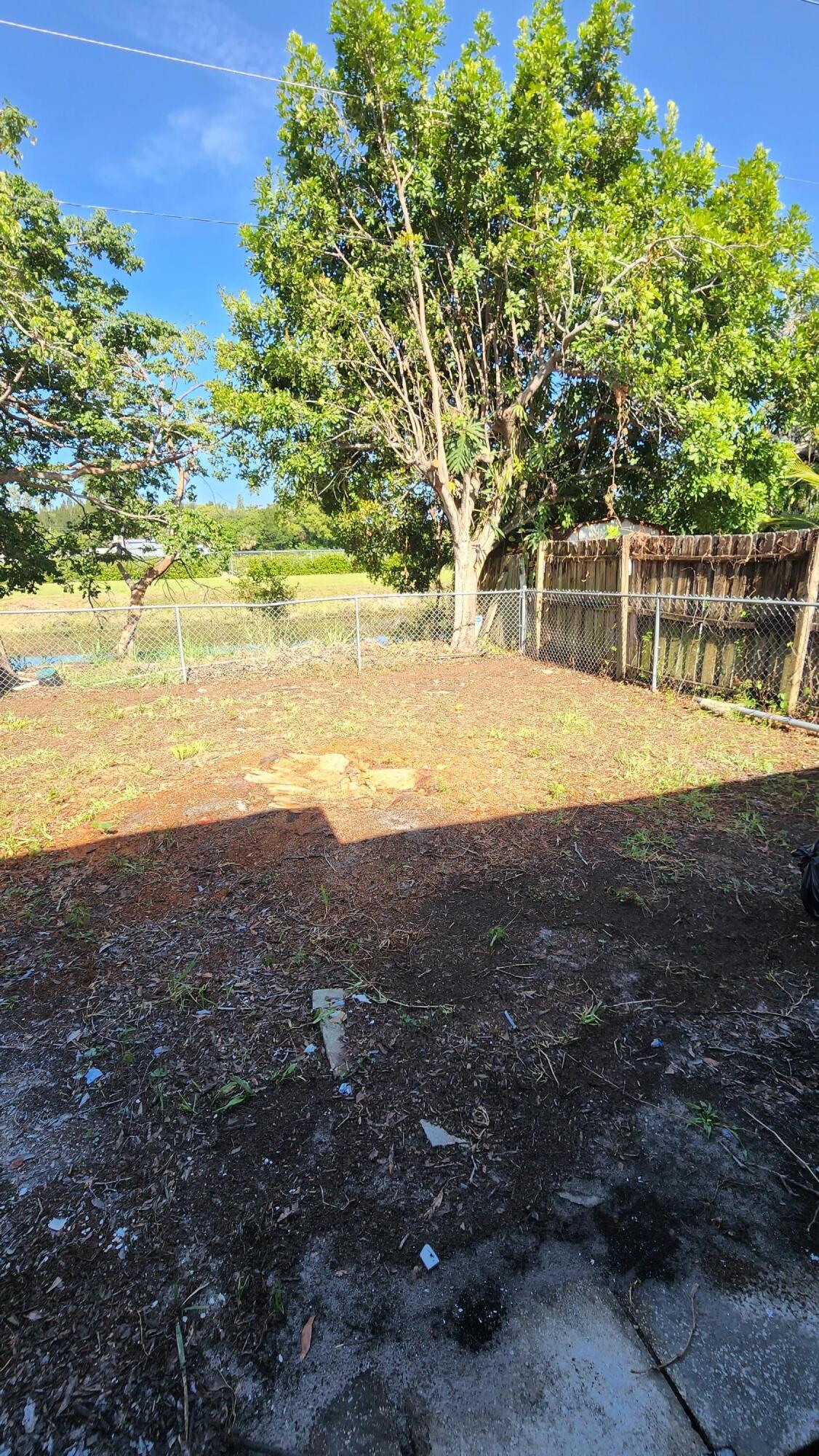938 Sumter Road West West Palm Beach, FL 33415 - Photo 3 of 7 Pic 31