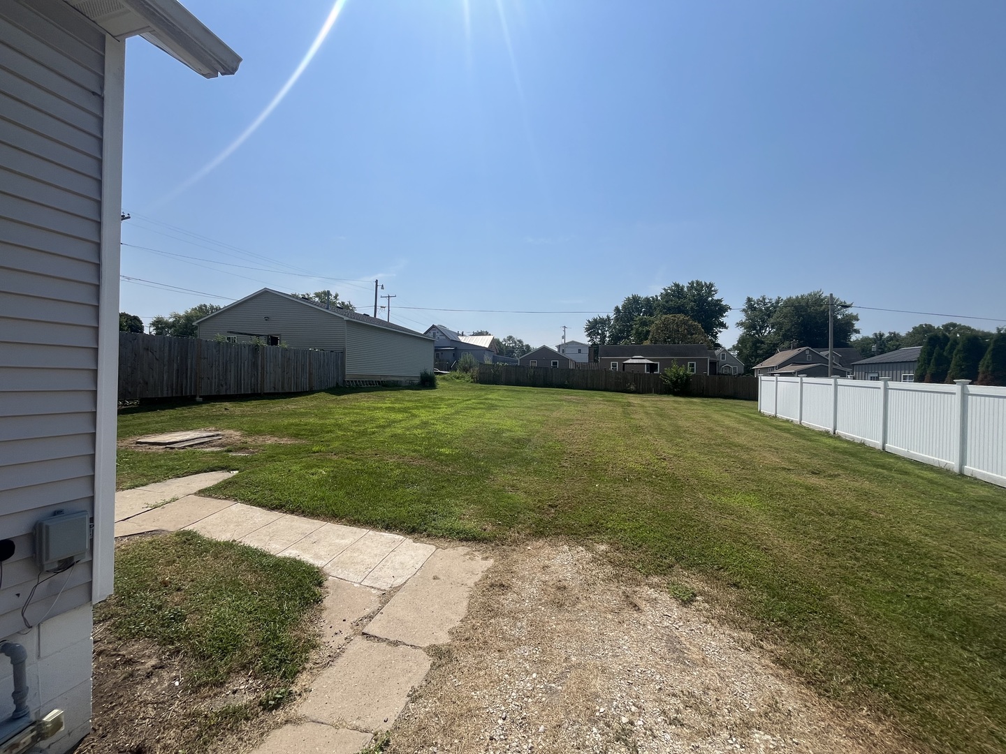 503 Main Street Dalzell, IL 61320 - Photo 2 of 9