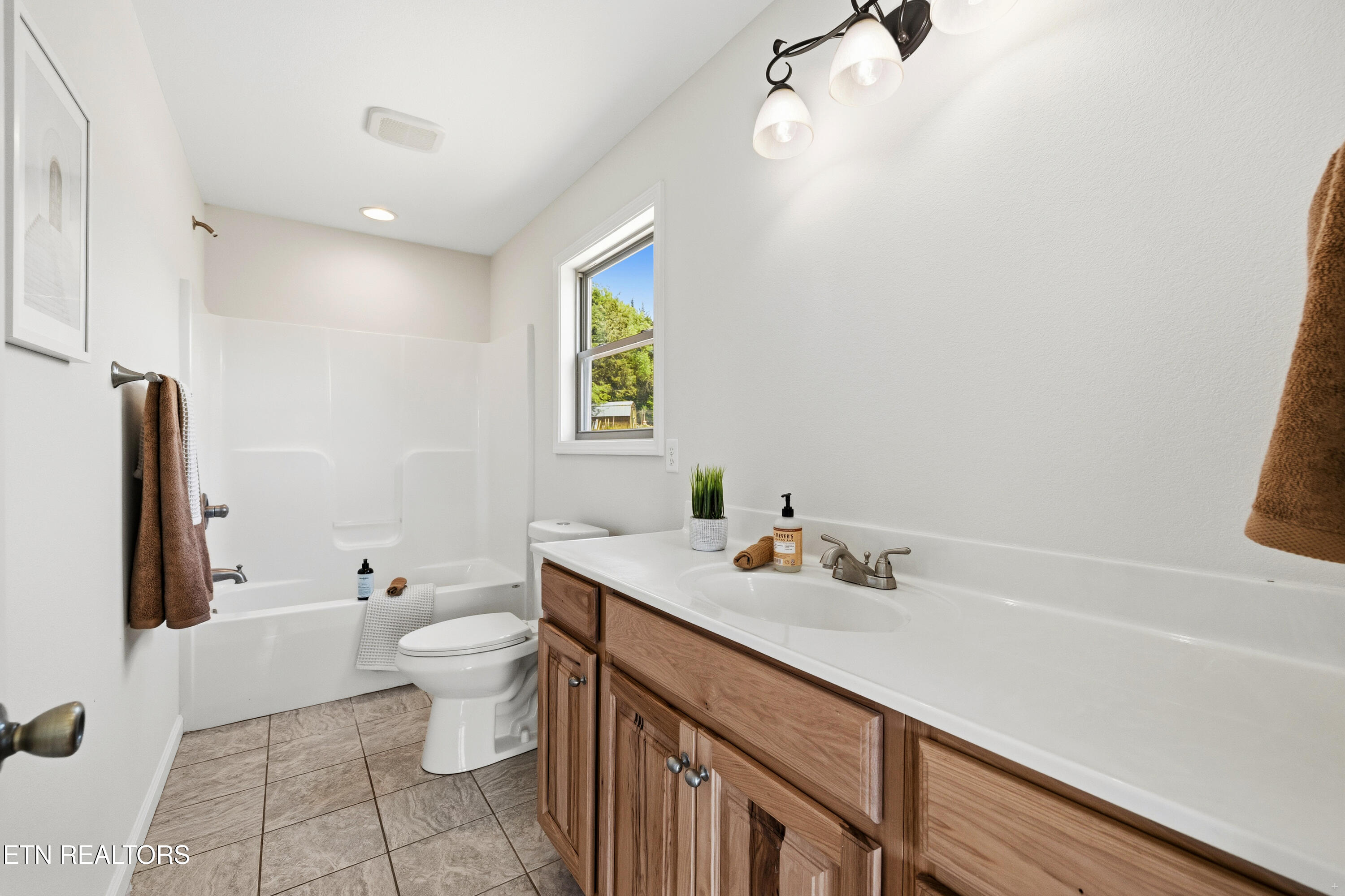 1462 Sandy Ridge Road Dandridge, TN 37725 - Photo 17 of 28 Positive Perceptions-17