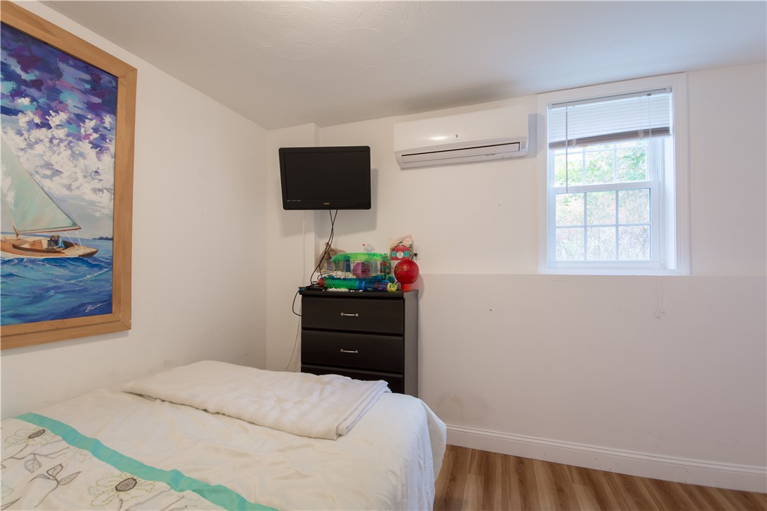 199 King Road Tiverton, RI 02878 - Photo 14 of 39