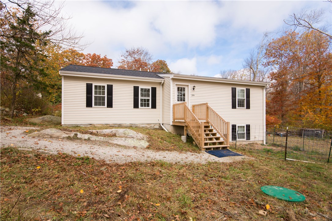 199 King Road Tiverton, RI 02878 - Photo 19 of 39