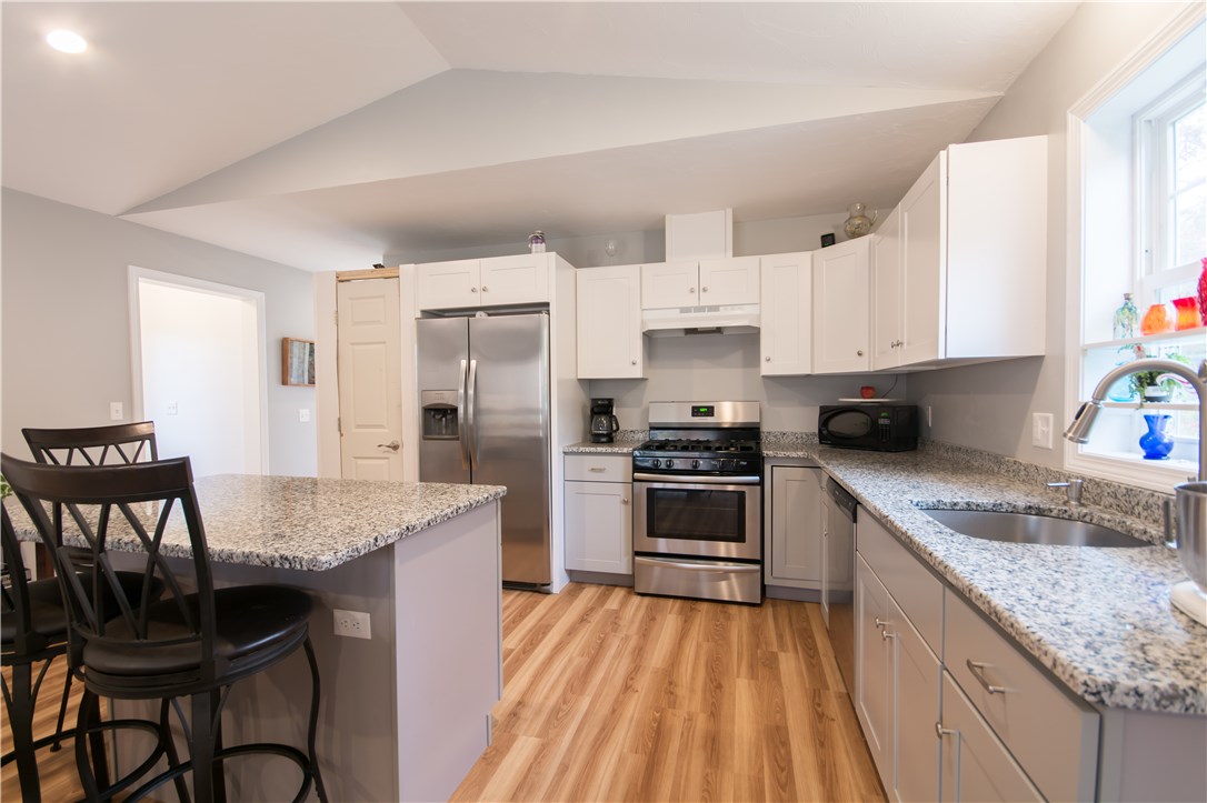 199 King Road Tiverton, RI 02878 - Photo 33 of 39