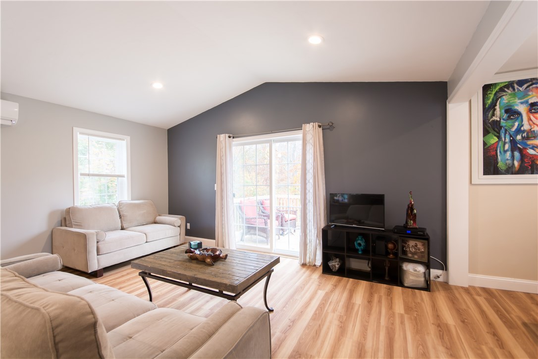 199 King Road Tiverton, RI 02878 - Photo 5 of 39