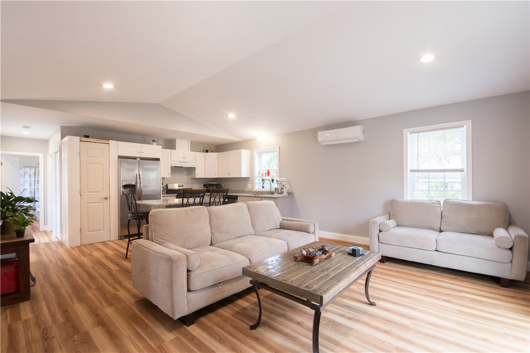 199 King Road Tiverton, RI 02878 - Photo 6 of 39