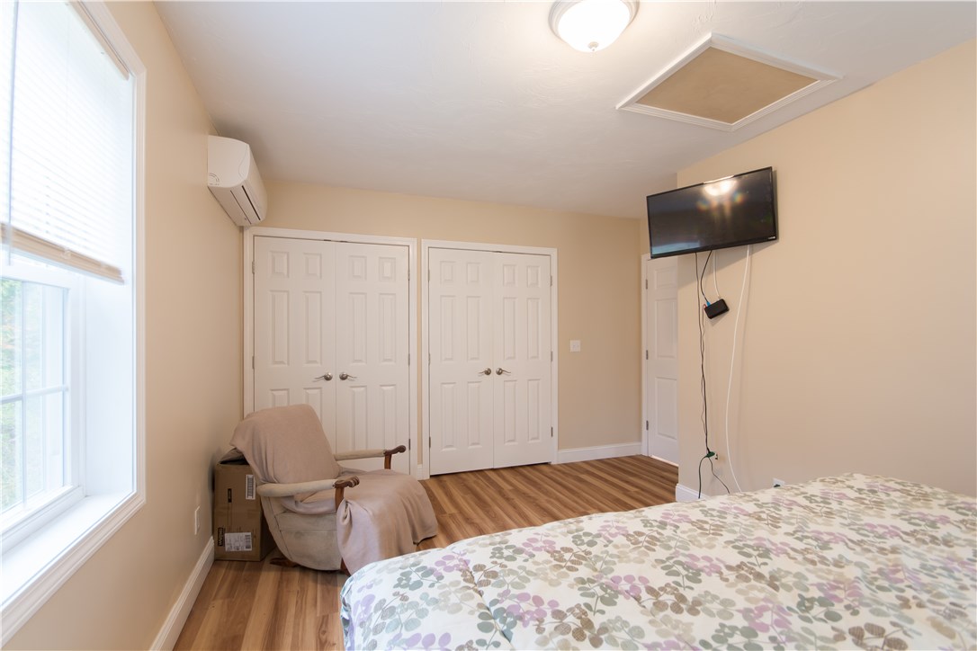 199 King Road Tiverton, RI 02878 - Photo 8 of 39