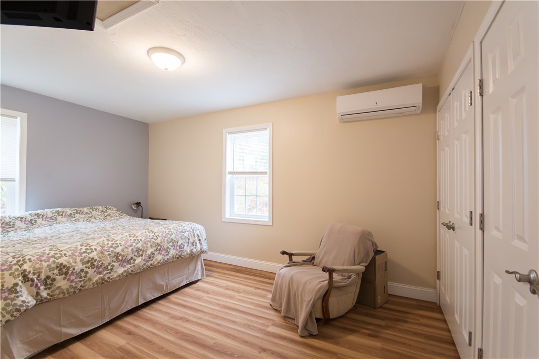 199 King Road Tiverton, RI 02878 - Photo 9 of 39