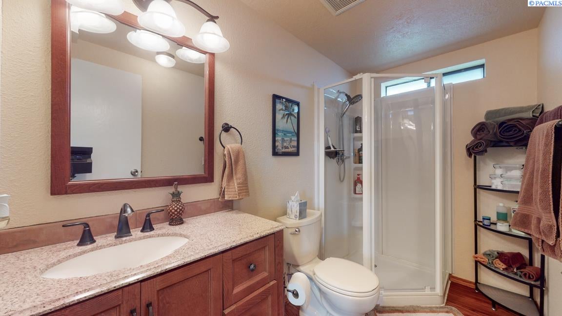 301 Galloway Road Pasco, WA 99301 - Photo 21 of 38 Gallery Image 21