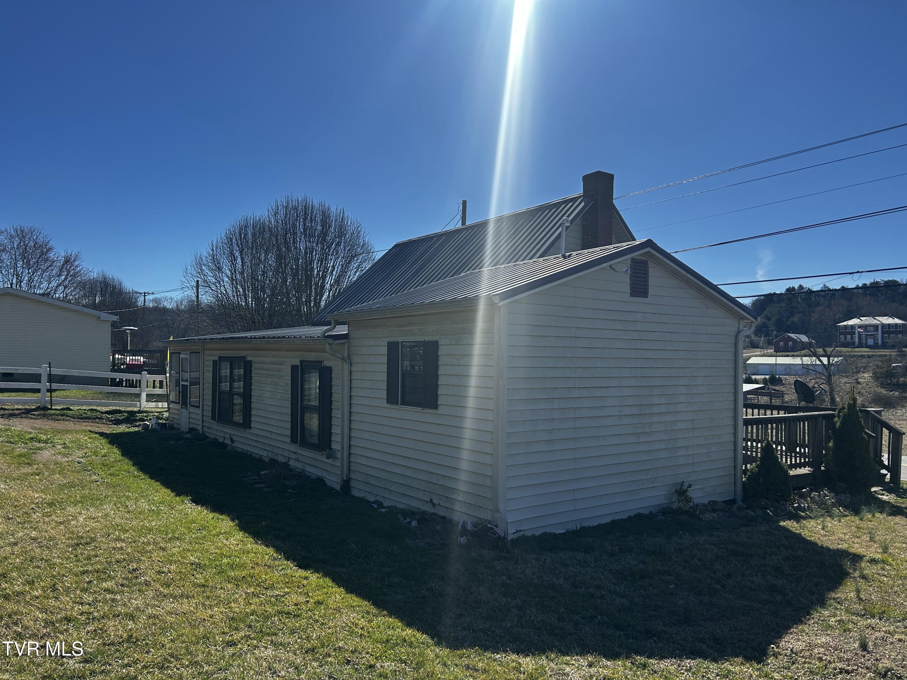 290 McDonald Road Midway, TN 37809 - Photo 3 of 15 IMG_2468