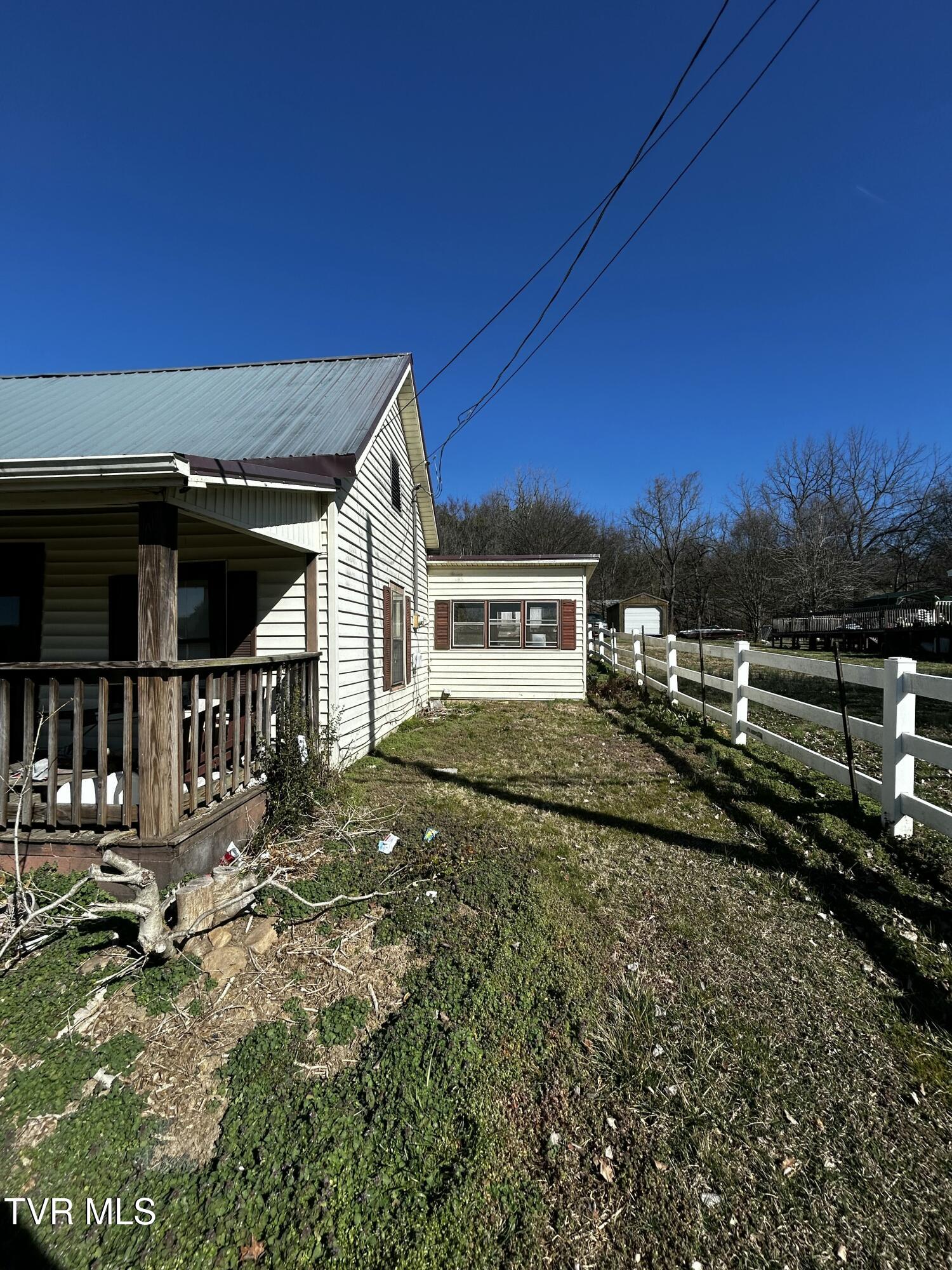 290 McDonald Road Midway, TN 37809 - Photo 4 of 15 IMG_2466