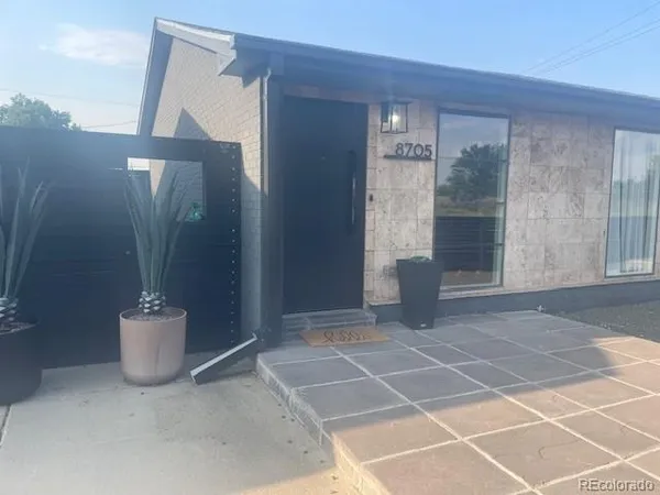 $1,750 | 8705 East 11th Avenue, Denver, CO 80220