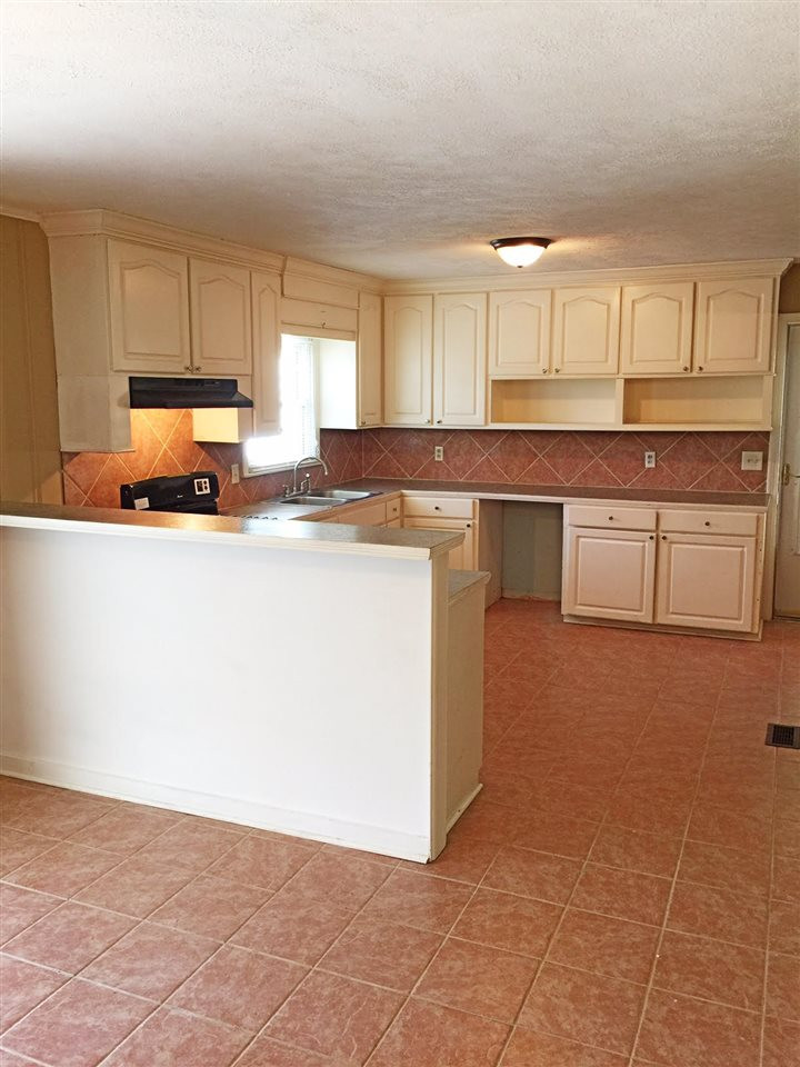 3777 Meadow Lane Jackson, MS 39212 - Photo 4 of 18 Photo 4