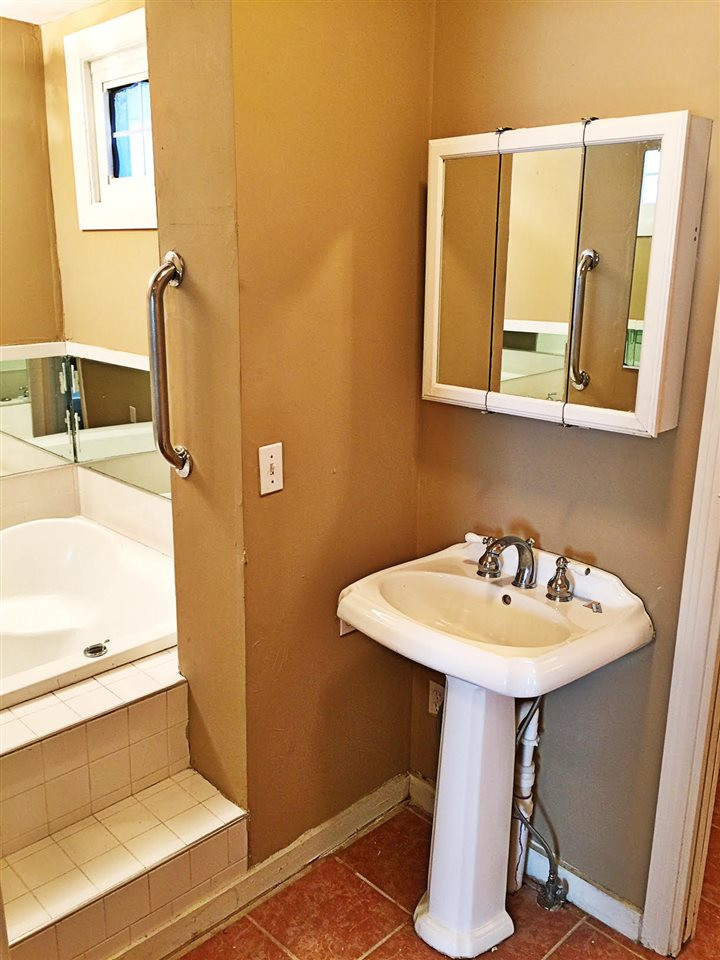 3777 Meadow Lane Jackson, MS 39212 - Photo 9 of 18 Photo 9
