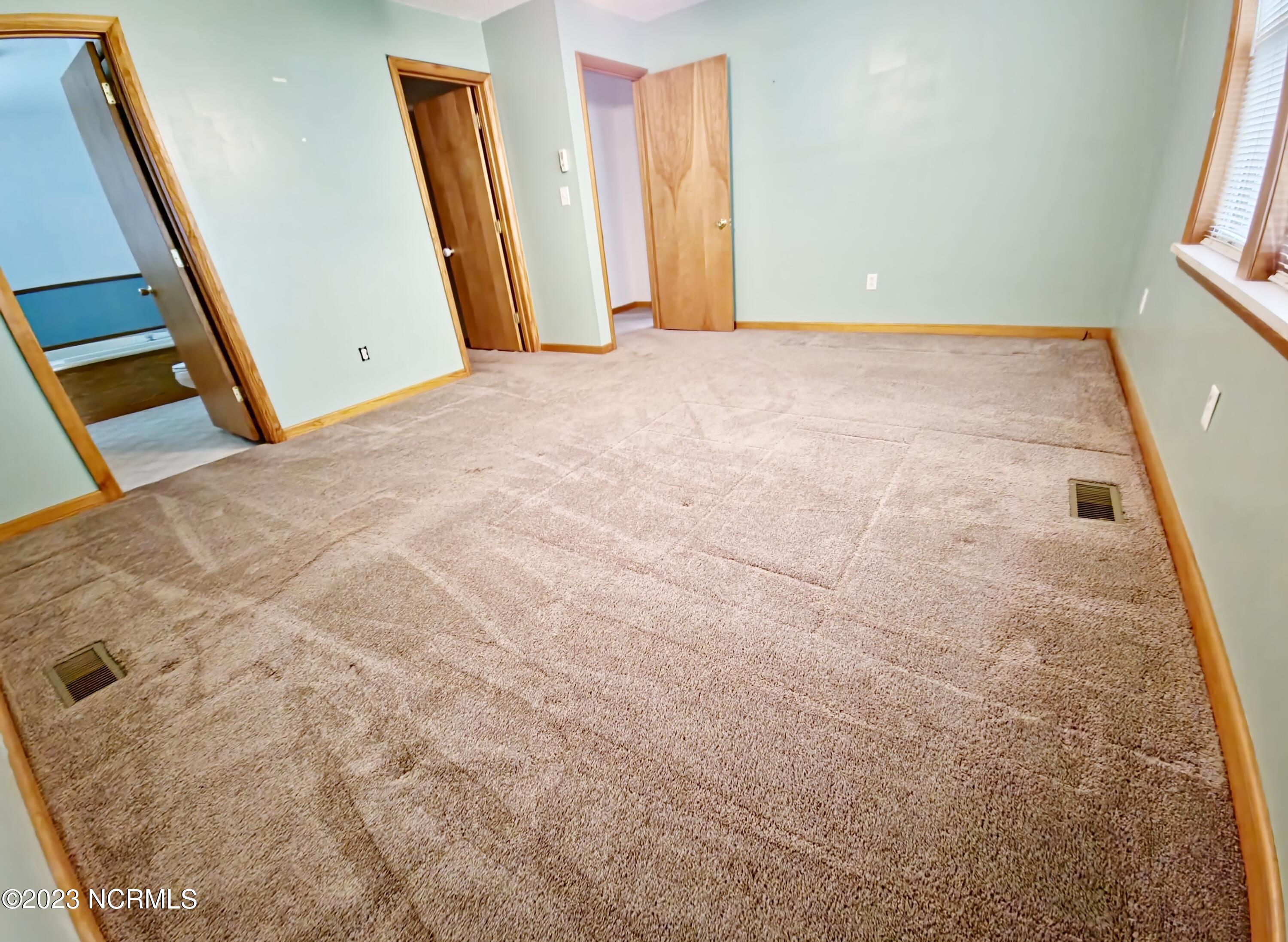 398 Mill Road Washington, NC 27889 - Photo 14 of 25 Primary Bedroom