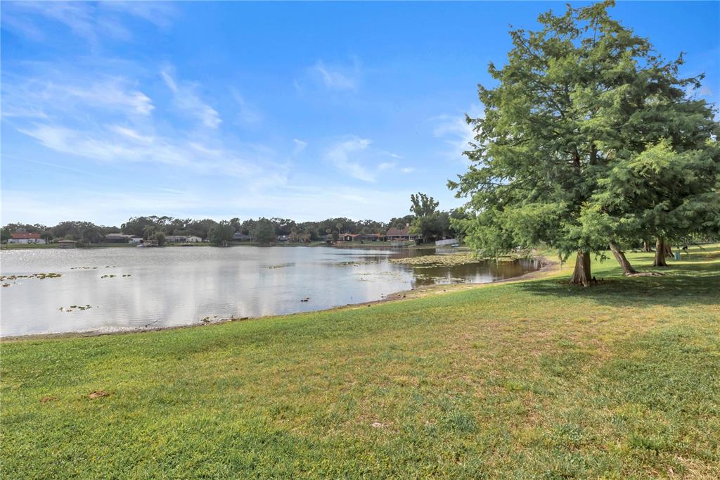 916 Lake Destiny Road, Unit E Altamonte Springs, FL 32714 - Photo 11 of 26