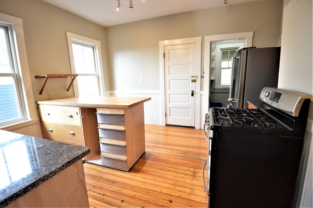 82 Montebello Road, Unit 3 Boston, MA 02130 - Photo 2 of 23