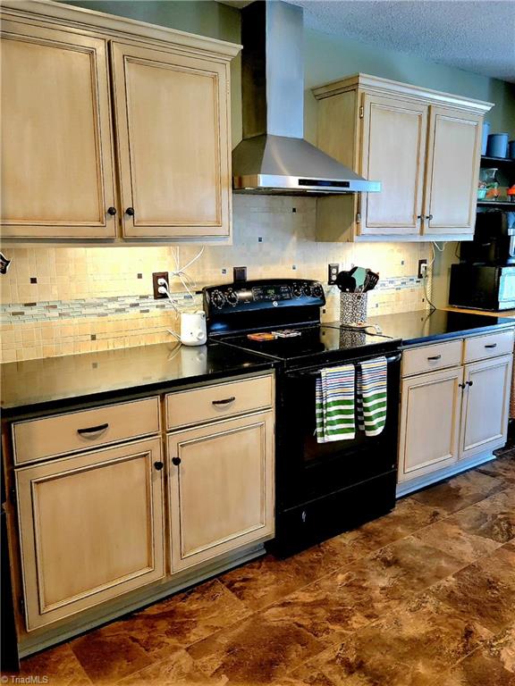 5410 Springhouse Farm Road Winston-Salem, NC 27107 - Photo 7 of 29 Gallery Image 7