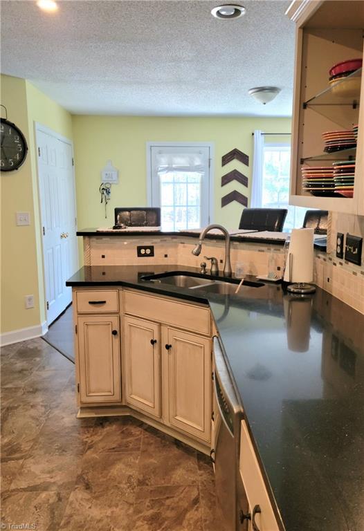 5410 Springhouse Farm Road Winston-Salem, NC 27107 - Photo 8 of 29 Gallery Image 8