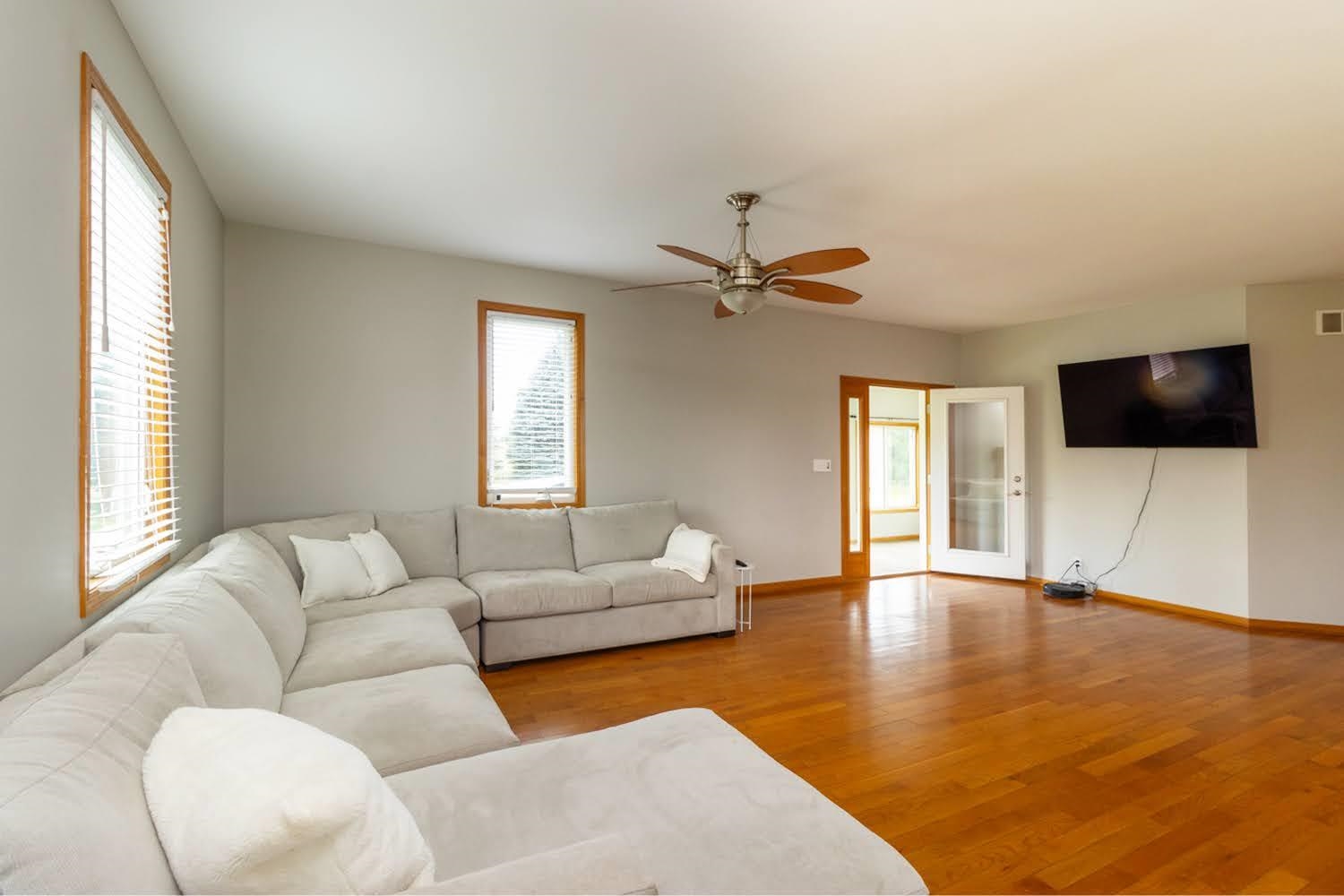 16649 Beaverton Road Capron, IL 61012 - Photo 9 of 48